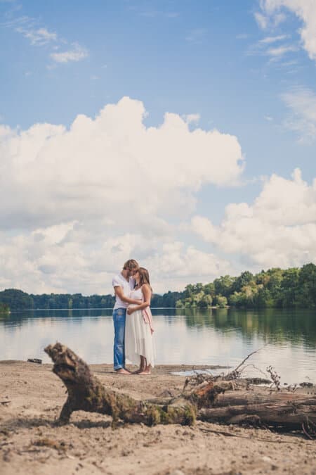 Kulisse am See mit Pärchen