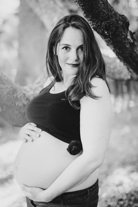 SW Babybauch Foto von Frau